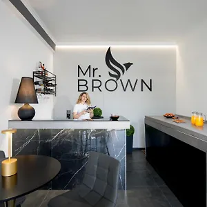 Guest house Mr Brown And ***